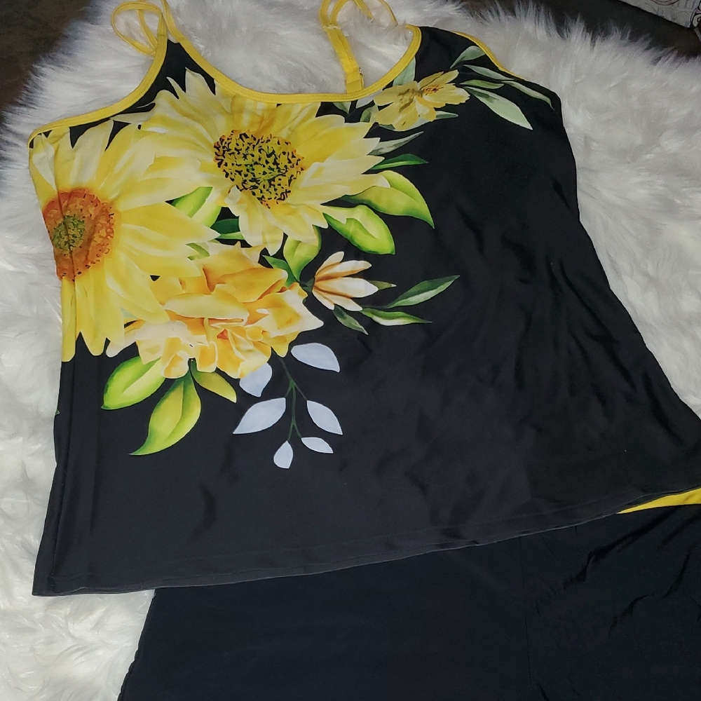 3X Womens Floral Black and Yellow Swimwear Set